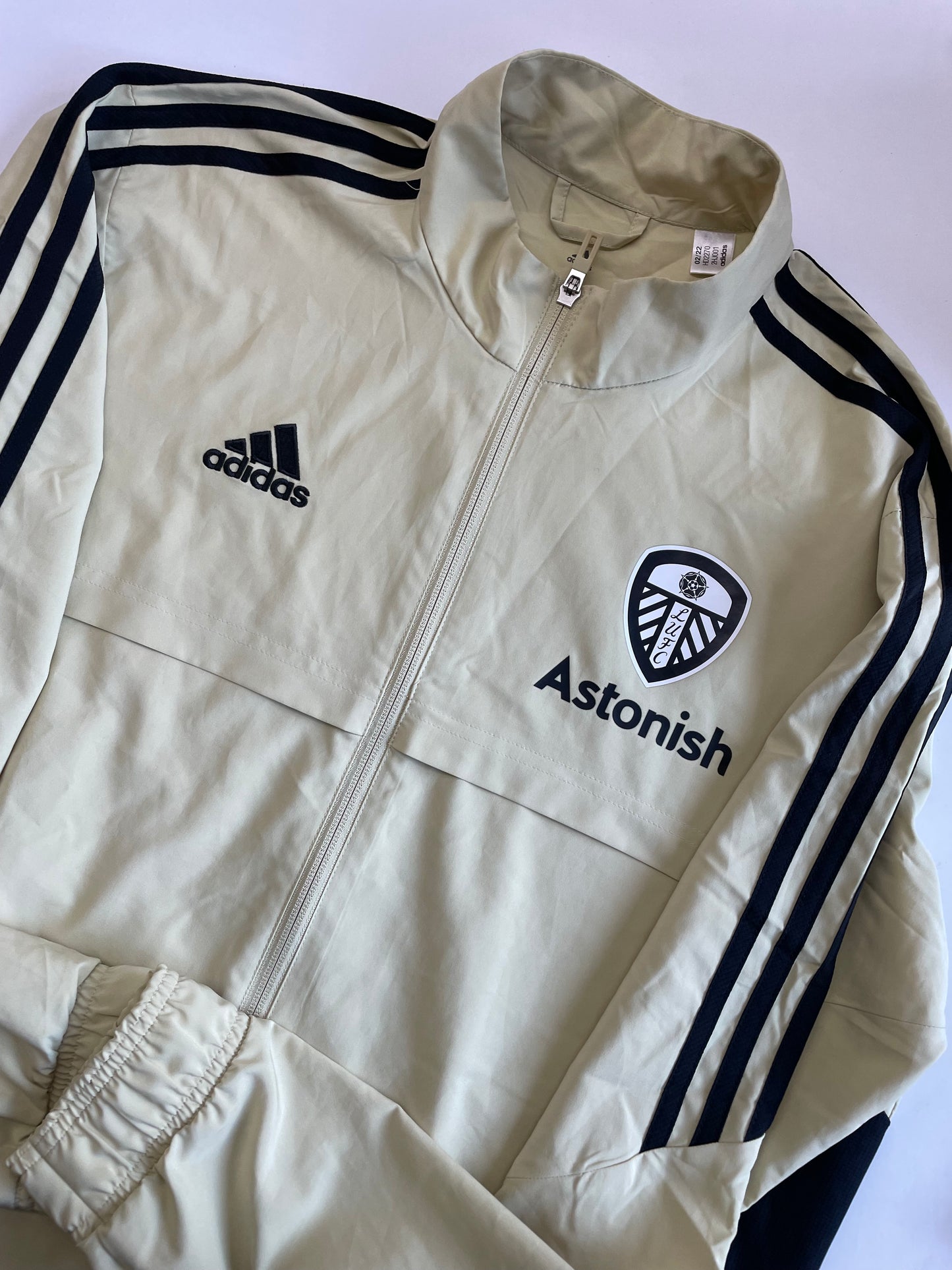 LEEDS 2022/23 CHAQUETA (M) ADIDAS