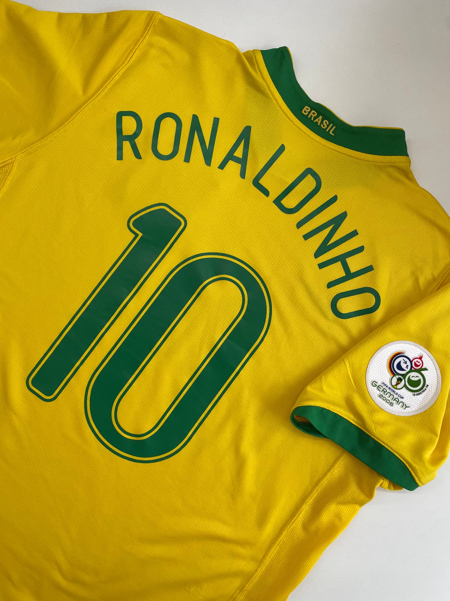 BRASIL 2006 LOCAL  FIFA WORLD CUP #10 RONALDINHO (L) NIKE