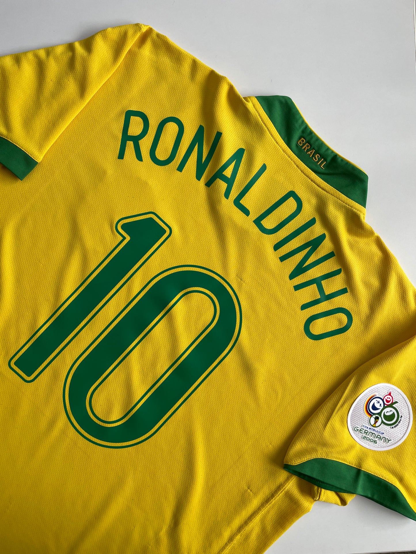 BRASIL 2006 #10 RONALDINHO FIFA WORLD CUP (XL) NIKE