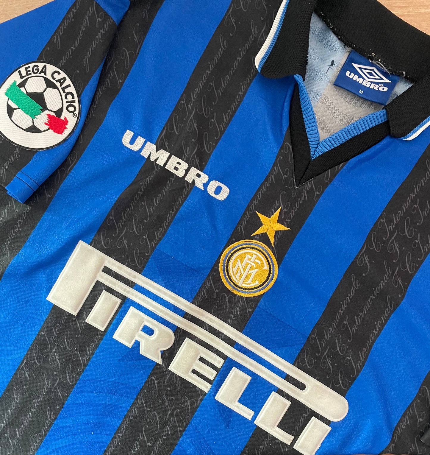 INTER DE MILÁN 1997/98 LOCAL SERIE A  #10 RONALDO (M)  UMBRO
