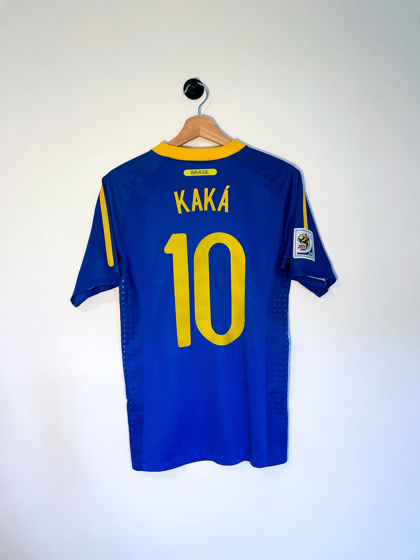 BRASIL VISITANTE FIFA WORLD CUP 2010 #10 KAKÁ VERSIÓN JUGADOR (S) NIKE