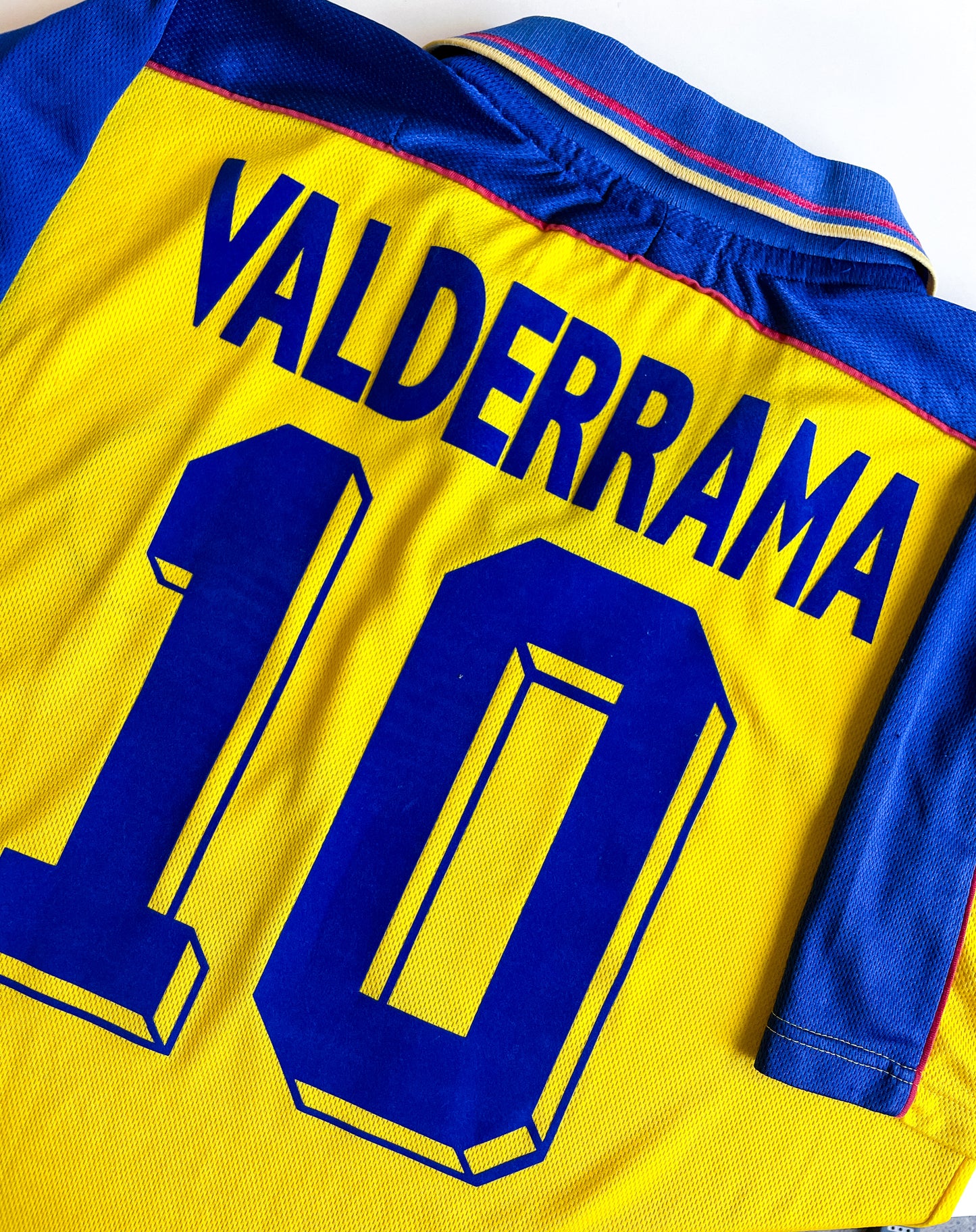 COLOMBIA 1998 LOCAL FIFA WORLD CUP  #10 VALDERRAMA REBOOK